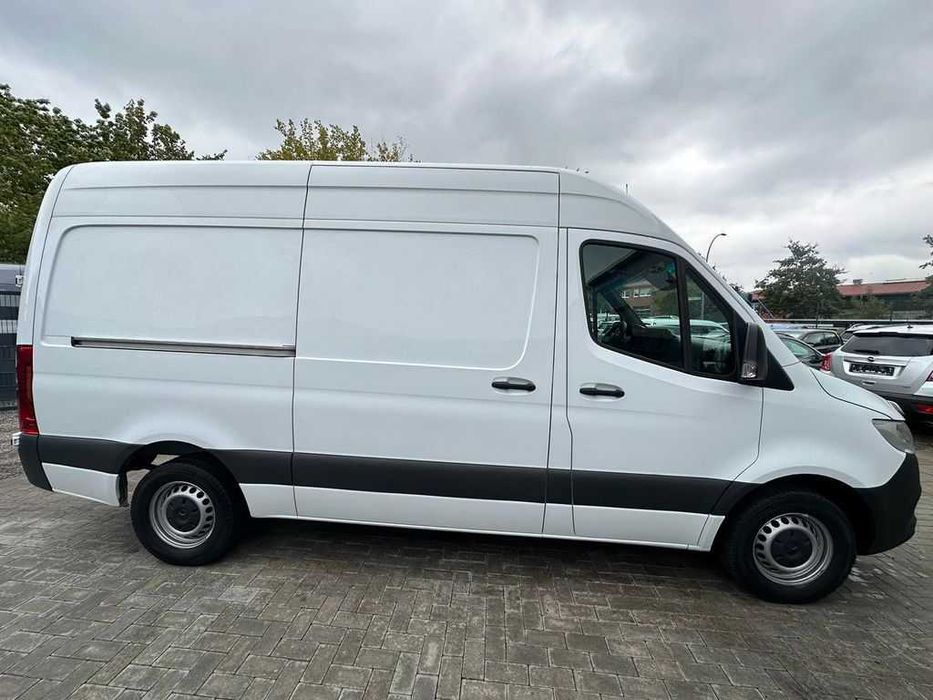 Бампер  MERCEDES Sprinter 907  розборка Мерседес Спрінтер 907