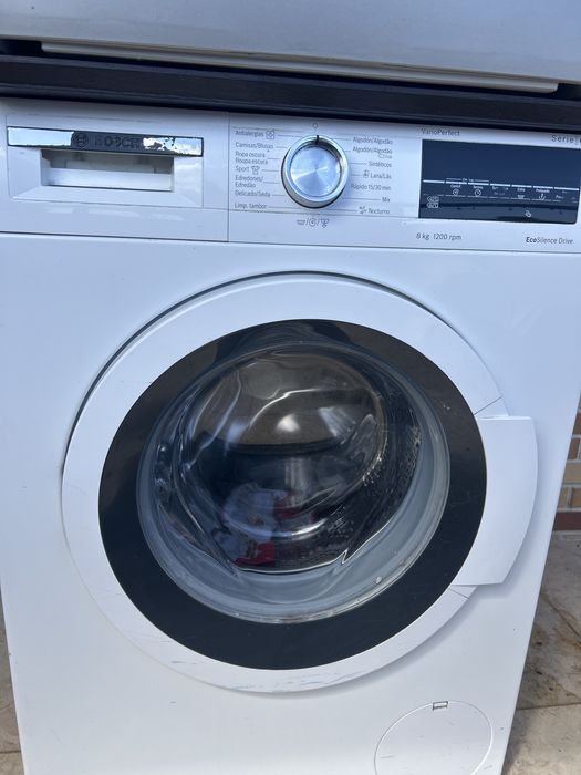 Máquina de Lavar Roupa Bosch Série 6 – 8kg – 1200 rpm – EcoSilence