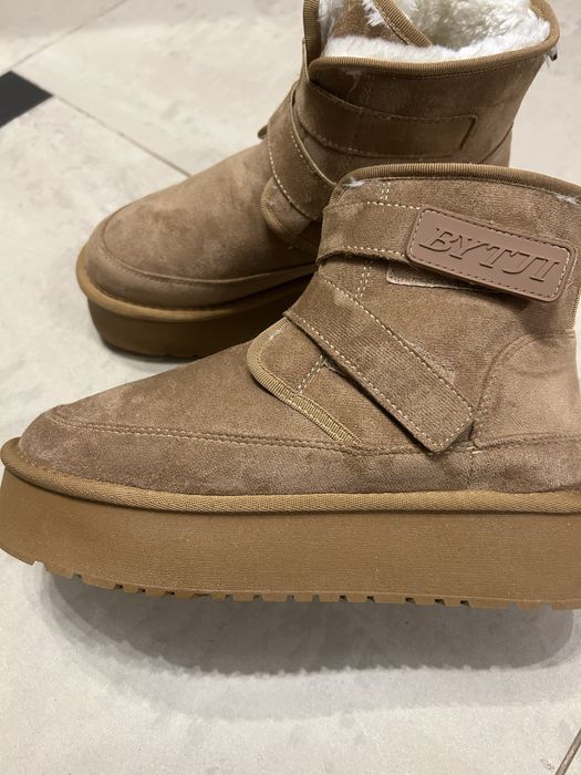 Продам Жіночі Уги!