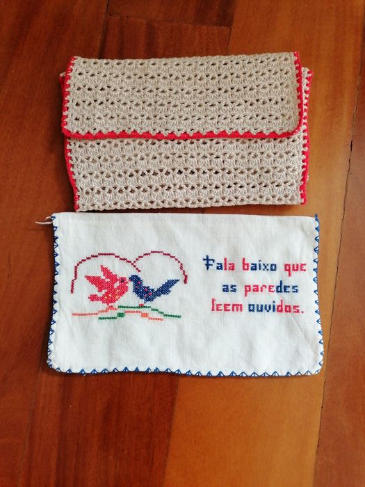 Saquinhos de llanche, bordado a mão/ renda
