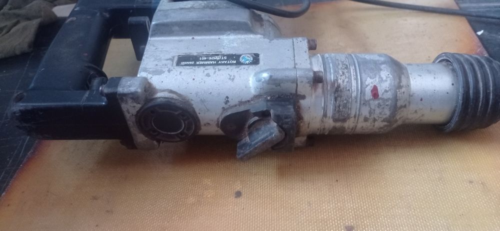 Перфоратор.  Б.у