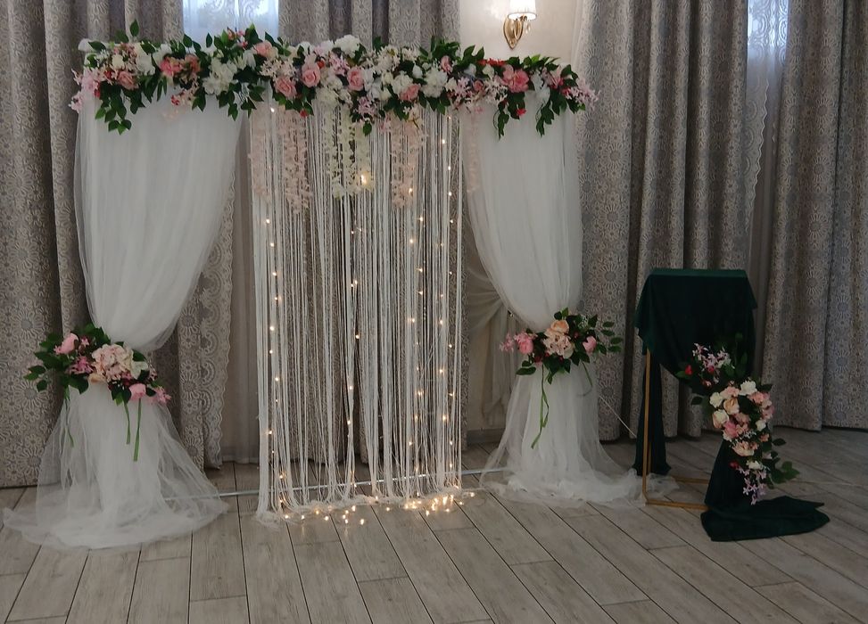 Весільна арка,фотозона