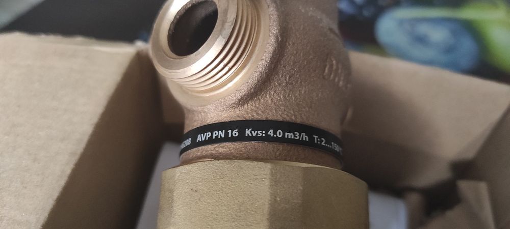 Regulator różnicy ciśnień AVP PN16 KVS:4,0m3/h