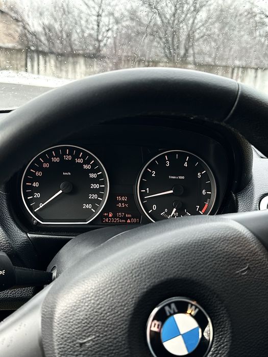BMW 116i 2.0 бензин