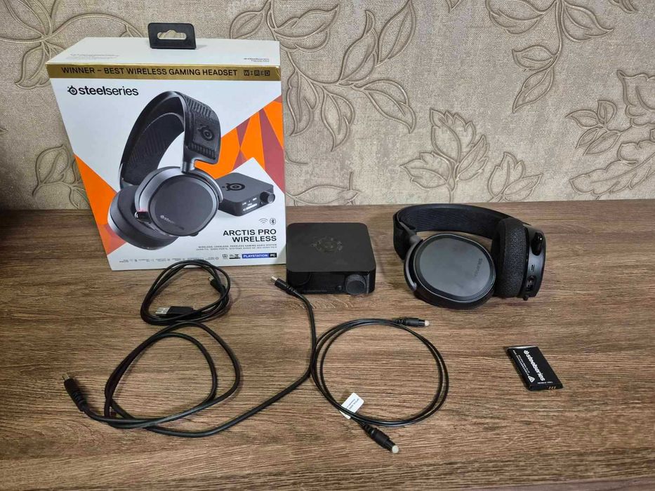 Геймерські навушники SteelSeries Arctis Pro Wireless Black