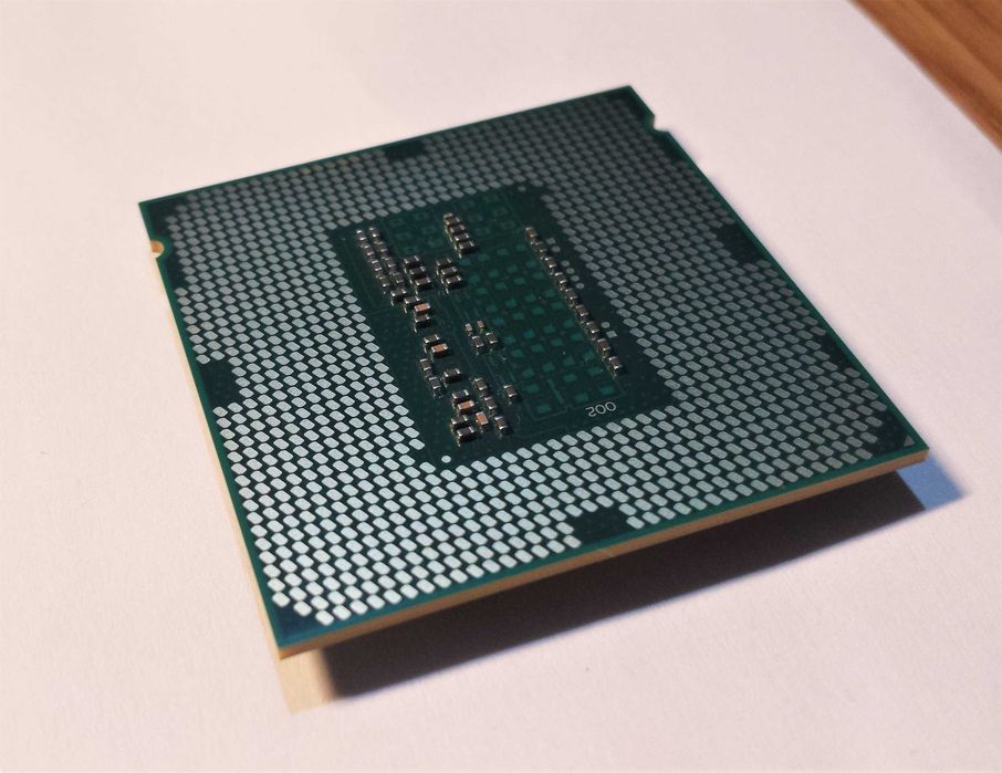 Intel i5-4690 (3.5 Ghz) - Processador (CPU) - Socket (LGA) 1150 (6)