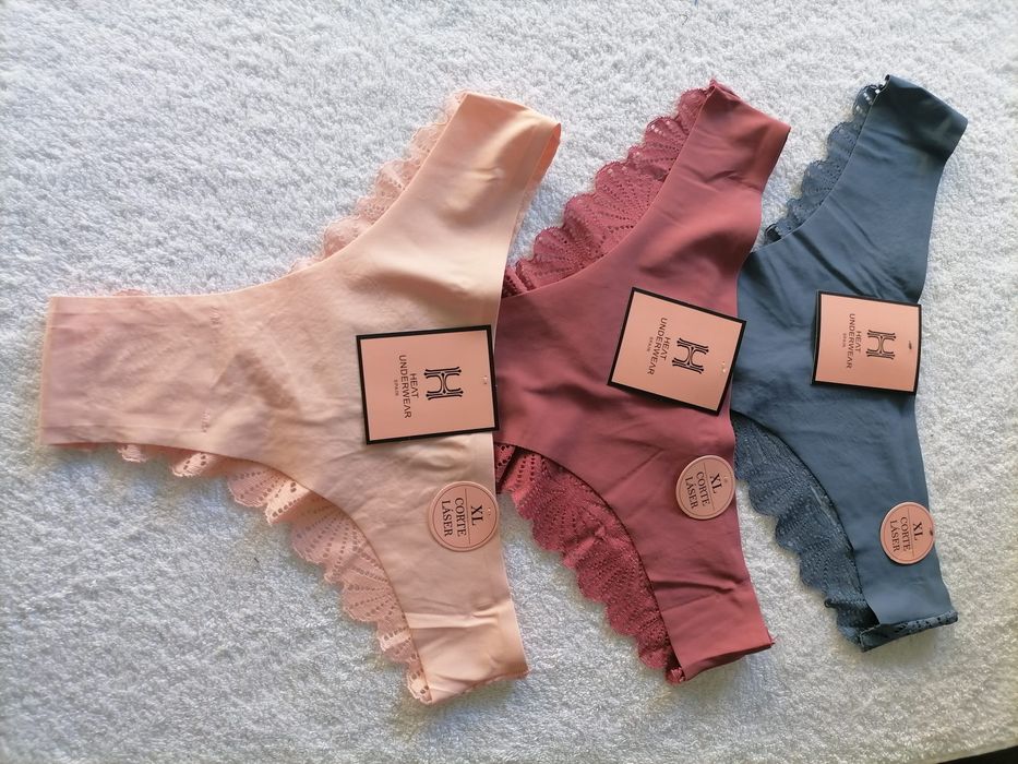 Cueca em lycra com renda