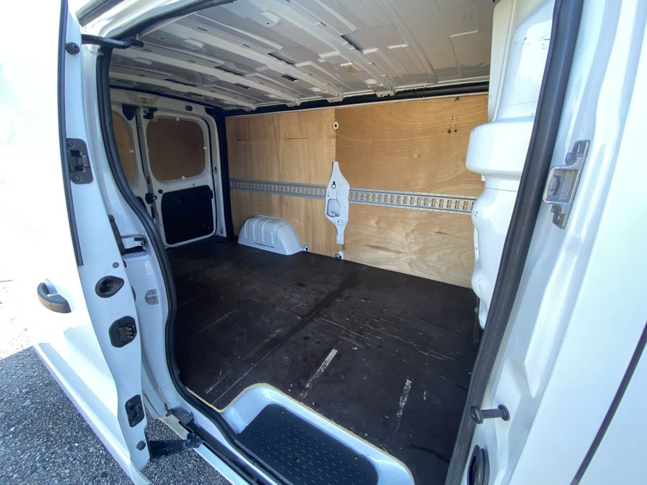 Opel vivaro 2016 1.6