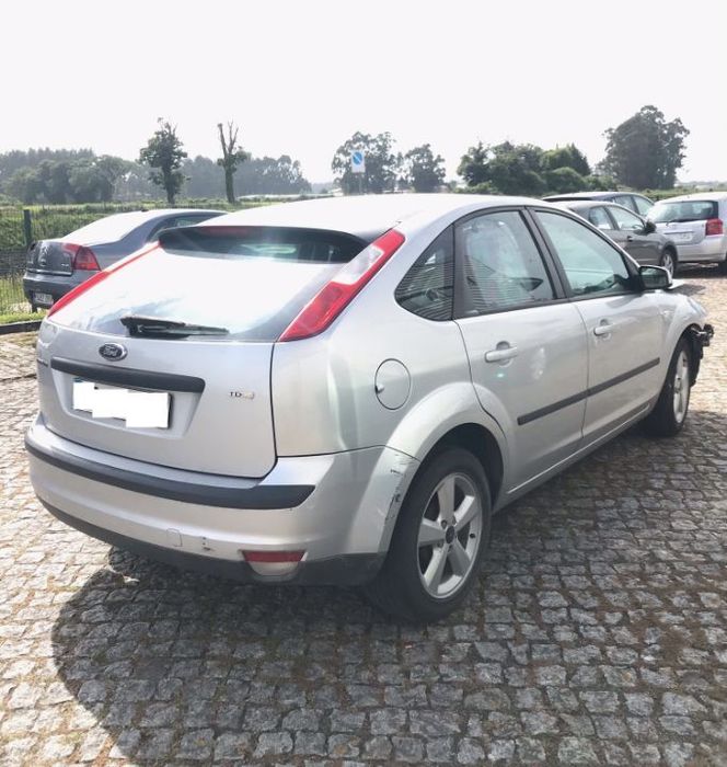 Ford Focus II 1.6 TDCi 110cv 5P 2005 - Para Peças