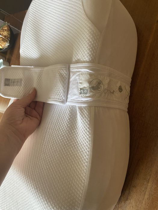 Кокон Red Castle ергономічний Cocoonababy 40х69 Білий  б/у