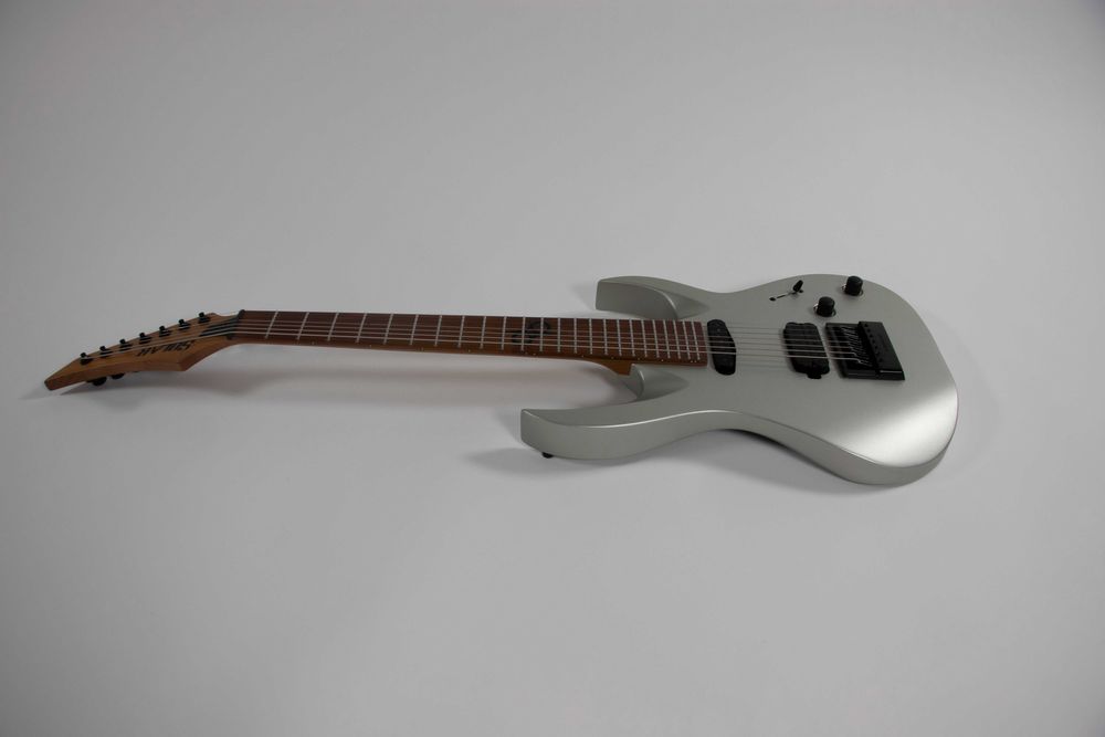 Guitarra de 7 cordas Solar AB1.7S excelente estado.
