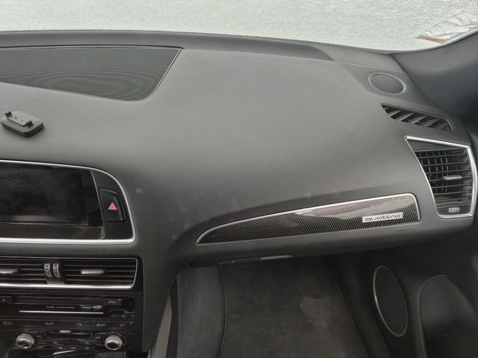 Продам ненаходу Audi sq5