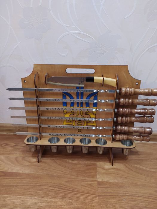 Шампура набор подарочный с рюмками и гравировкой