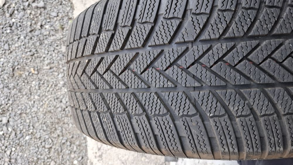 Bridgestone 245/50 R19 Blizzak 2024