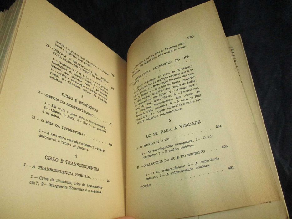 Livro Ficção e Espírito António Quadros 1ª edição
