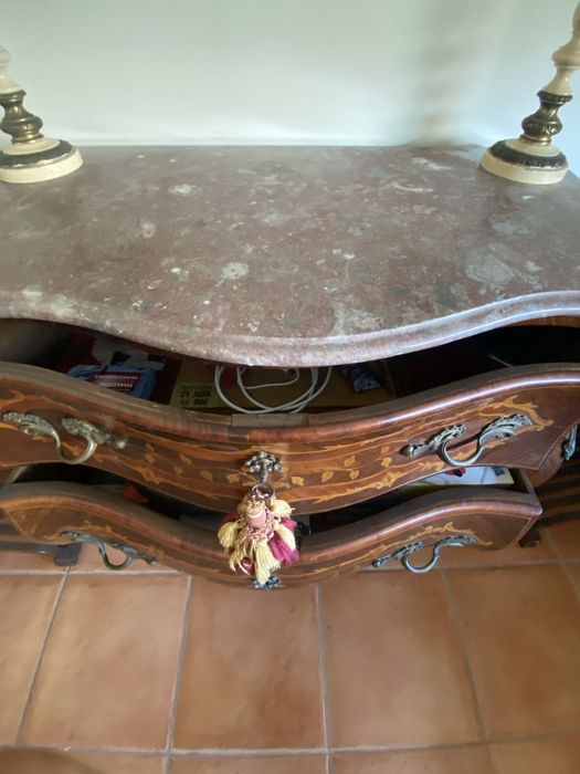 Móvel Antigo ÓTIMO PARA RESTAURAR + Candeeiros