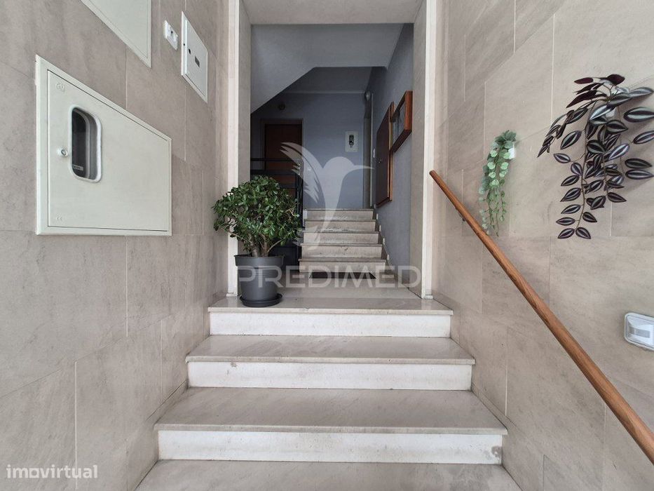 Apartamento T2-3Ass.Feijó-Vale Flor de Baixo-Almada
