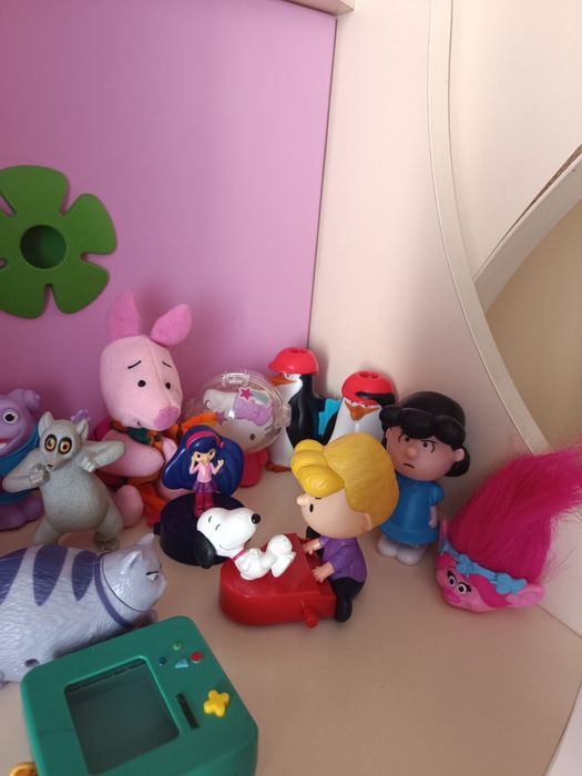 Продам много игрушек (17 шт)