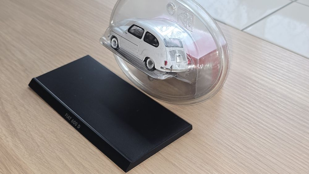 Fiat 600 D Solido 1:43