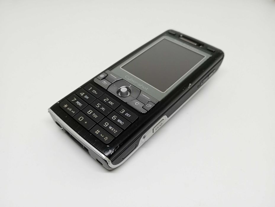 Kultowy Sony Ericsson K800i (pudełko i akcesoria)