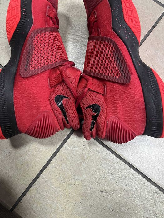 Кросівки баскетбольні Nike Zoom Hyperrev 40,5 р оригінал