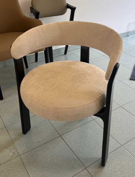 Cadeira, peça única