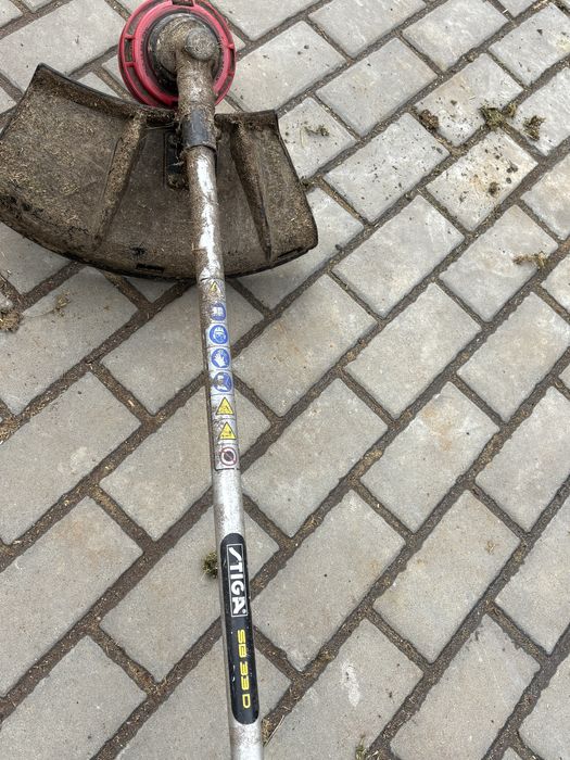 Kosiarka żyłkowa stiga 33d