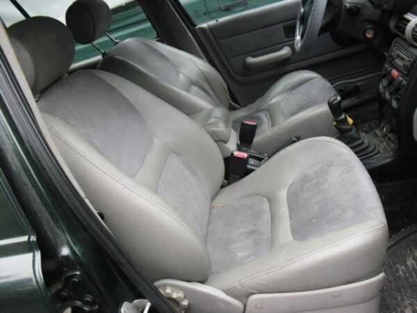 Land Rover Freelander 2002 Peças usadas estribos bancos jante 17