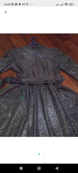 Платье блестящее  праздничное