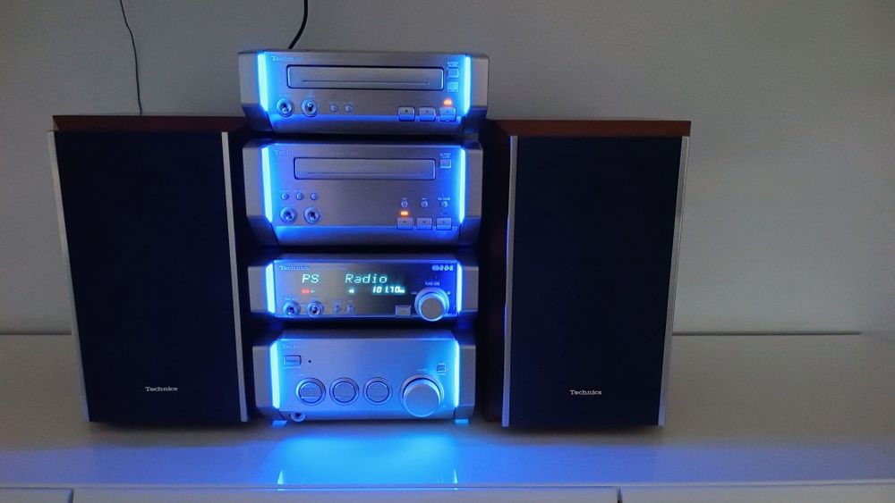 Wieża Technics hd55