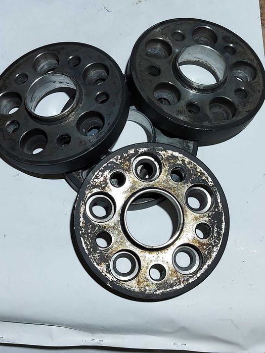 Espaçadores 5×100 20mm em alumínio