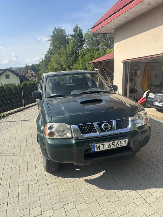 Nissan Navara pickup 2003