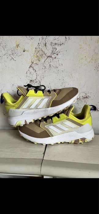 Кроссовки сетка adidas оригинал размер 45 в идеальном новом состоянии