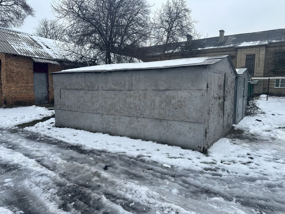 Продам металический гараж, центр города