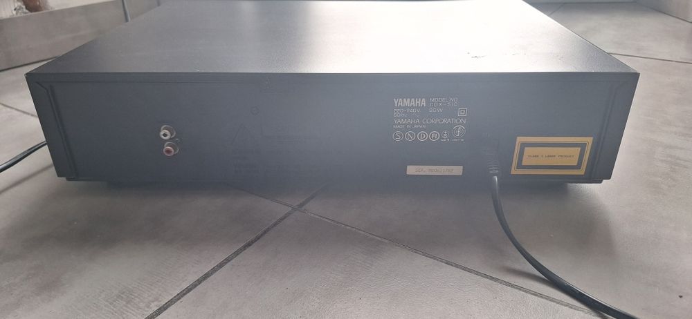 Odtwarzacz płyt CD player Yamaha CDX-510