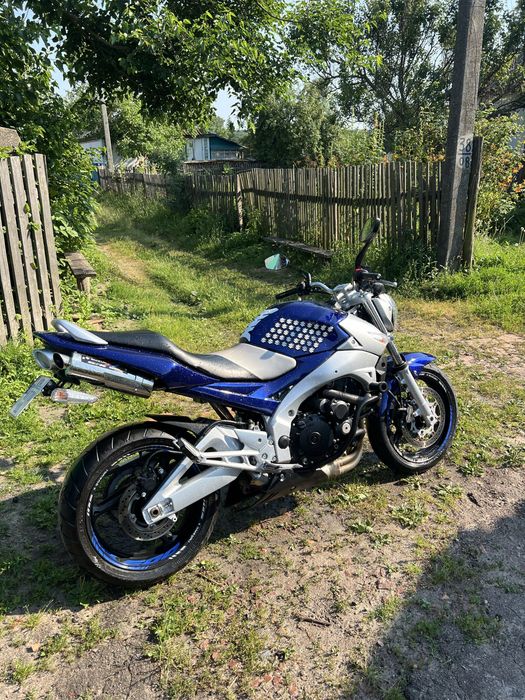 Suzuki gsr 600 2006 на Yoshimura