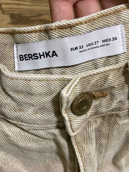 Бермуди, шорти Bershka