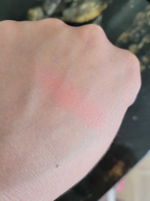 Mac glowplay blush cheer up