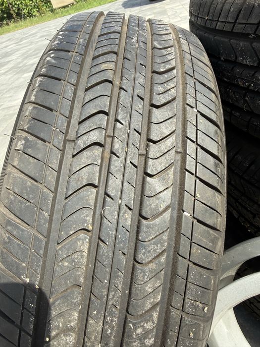 Opony letnie Interstate + felgi 14