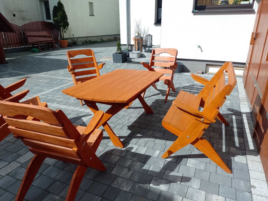 Komplet ogrodowy drewniany