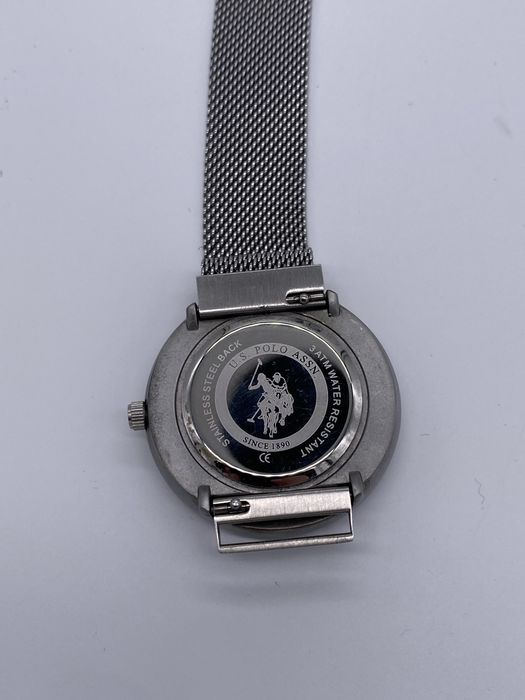 Zegarek damski U.S. Polo Assn. Layla Srebrny klasyczny bransoleta mesh