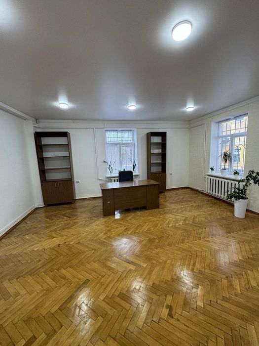 Оренда комерційного приміщення по вул. Чупринки