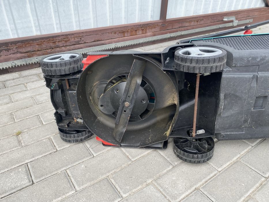 Газонокосарка електрична