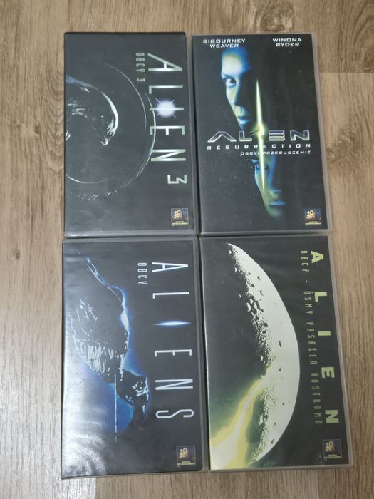 Saga  Alien  Obcy  VHS