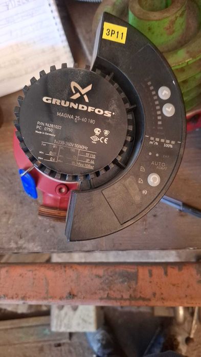 Grundfos UPS32-80N180 mm nierdzewna pompa obiegowa  2" cyrkulacyjna