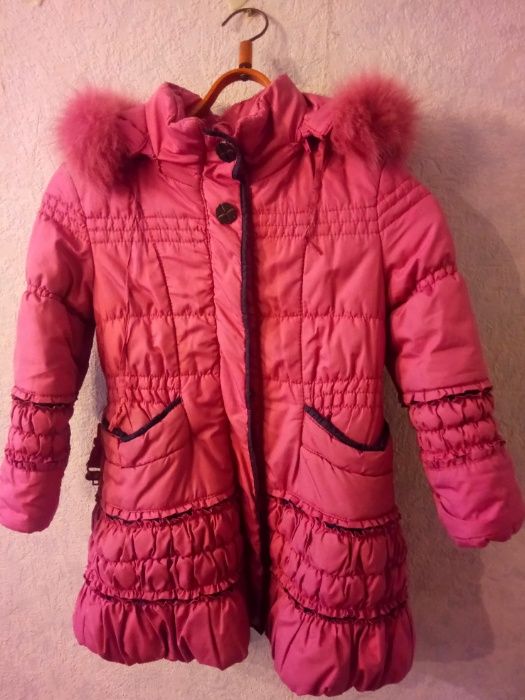 Куртка пальто пуховик 5-7 лет курточка