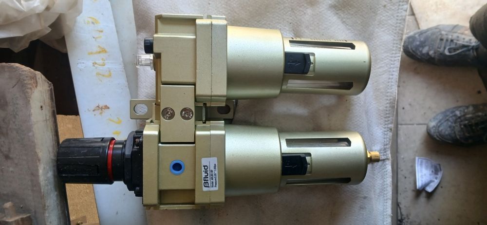 Copo regulador de pressão com copo de lubrificação