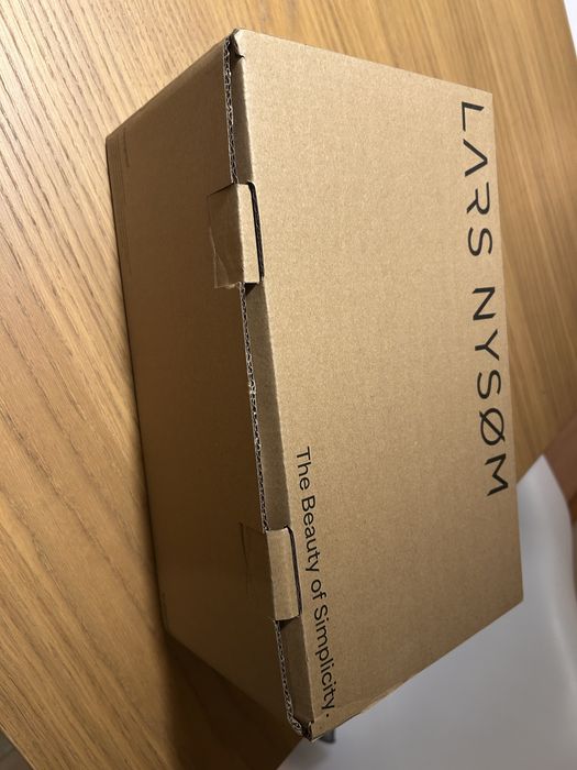 Caixa do pao com saco da Lars Nysom - Novo