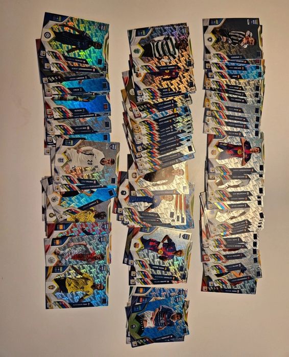 Uzupełnij kolekxje panini FIFA ADRENALYN 365