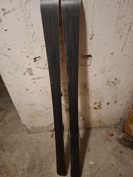 Sprzedam narty 140 cm